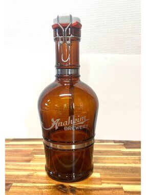 Vintage Muster Geschutzt 2-Liter Amber Glass Beer Growler Aluminum Handle Empty